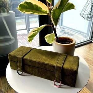 Wolf Designs Mens Jewelry Box - Olive Suede finish w/Chrome ring dual closure